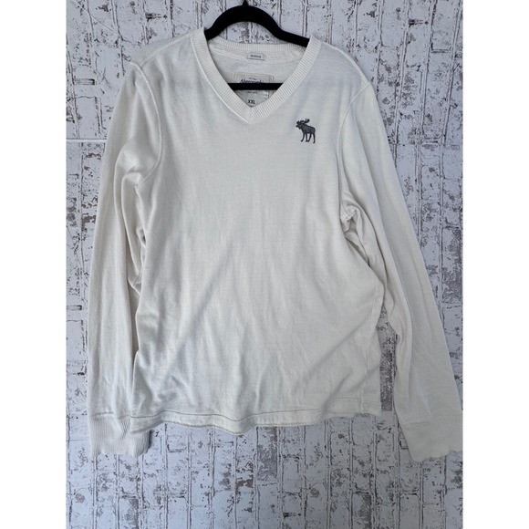 Abercrombie & Fitch Other - VTG Abercrombie & Fitch Men XXL White Muscle Fit V-Neck Long Sleeve Moose  Shirt